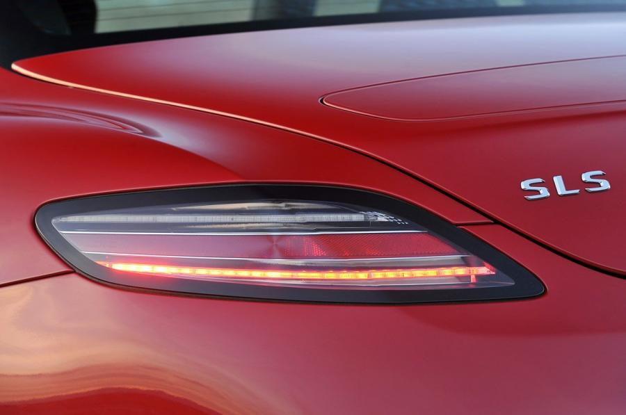  Mercedes-Benz SLS AMG GT 2013 года  (фото 25 из 110)